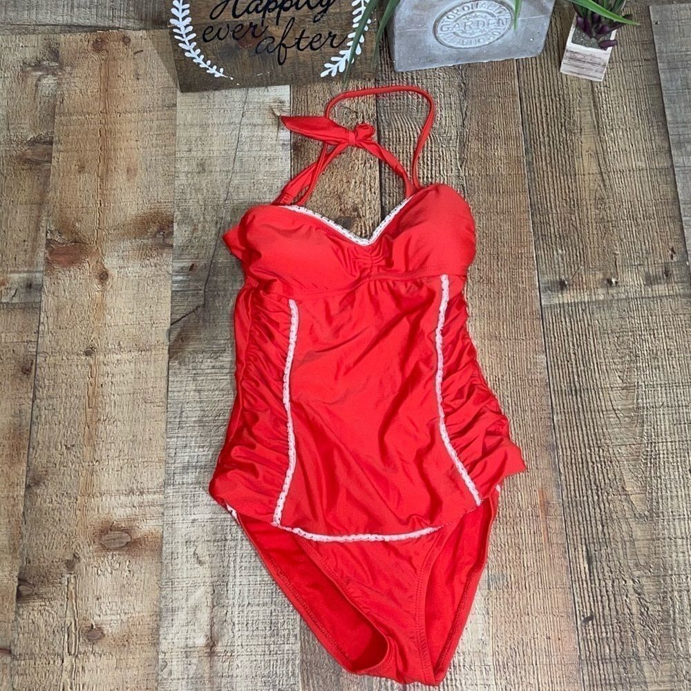 🎆 VM Ruched Lace Halter Red One Piece Swimsuit